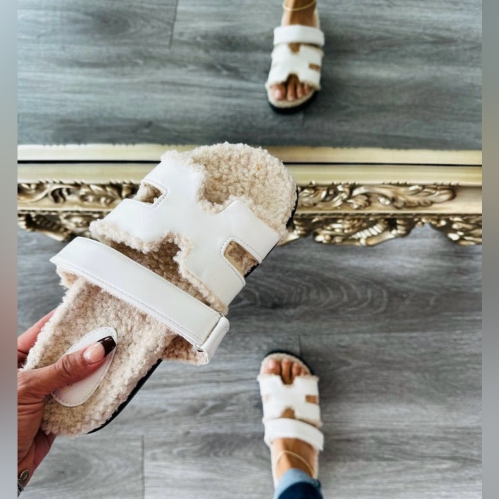 NEW The Teddy Slides Lemonade Brand Size 10